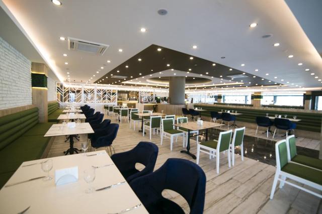 Sailors Beach Club