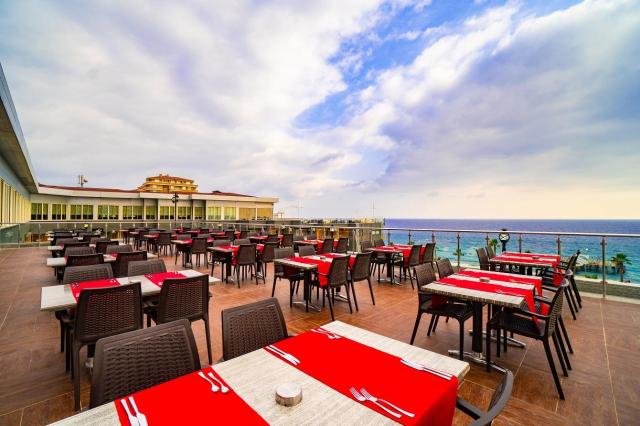 Grand Santana Hotel