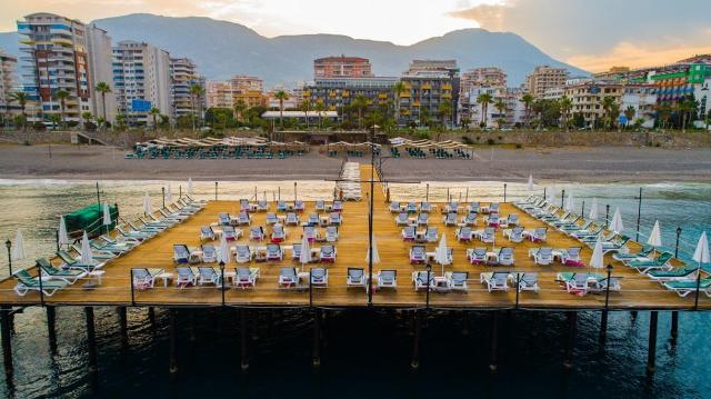 Grand Santana Hotel