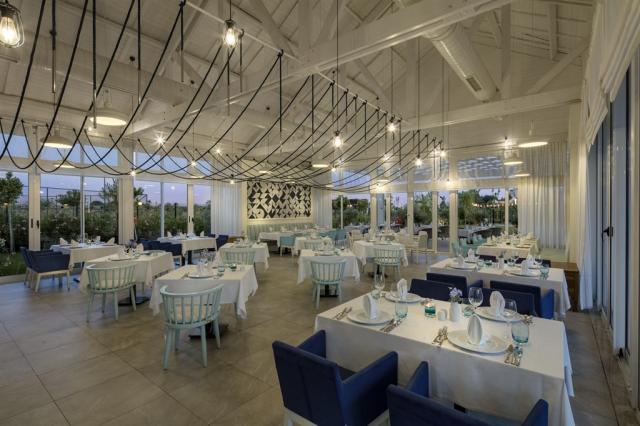 Trendy Hotel Lara
