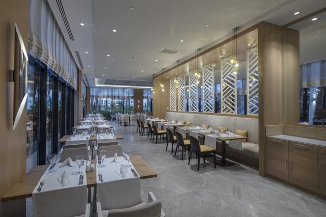 Trendy Hotel Lara