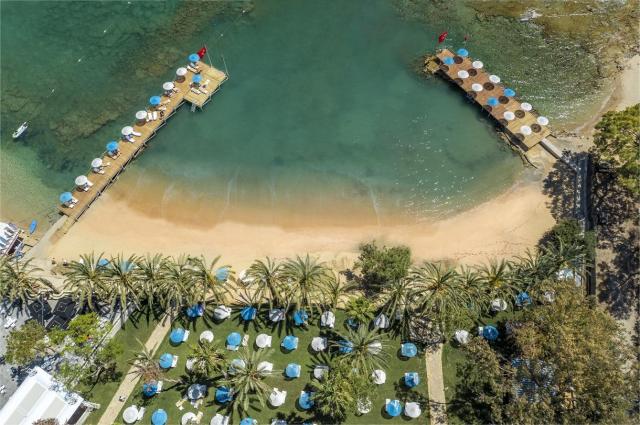 Utopia Resort & Residence