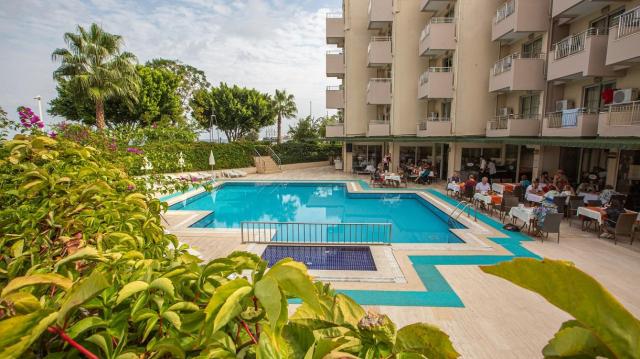 Viking Nona Beach Hotel