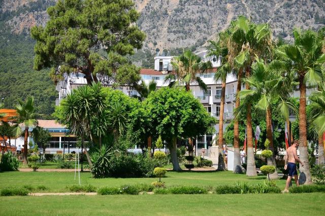 Transatlantik Beach Hotel