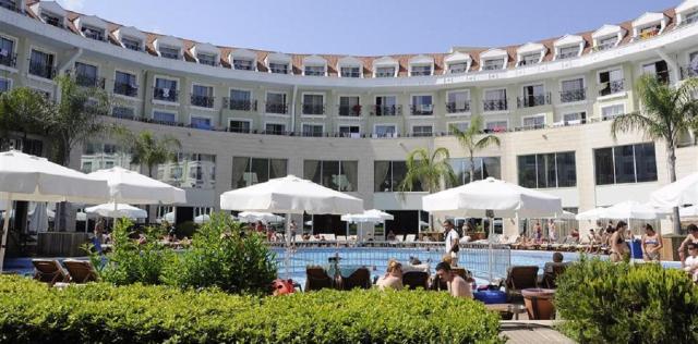 Meder Resort