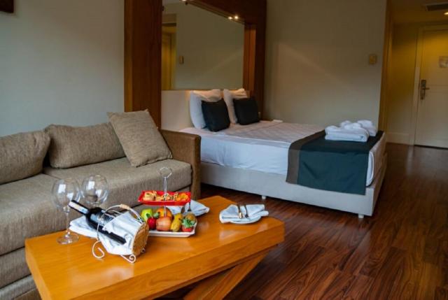 Meder Resort