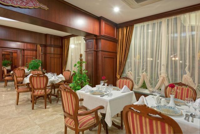 Antique Roman Palace Hotel