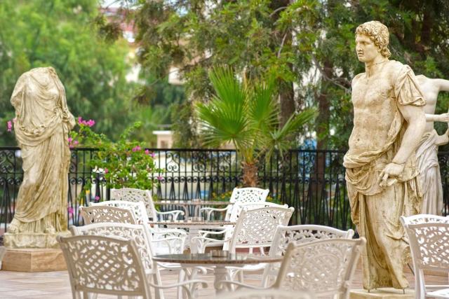 Antique Roman Palace Hotel
