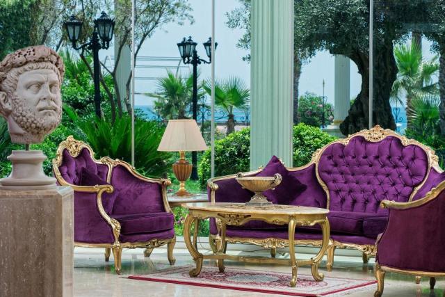 Antique Roman Palace Hotel