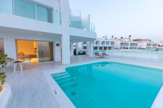 Meraki Resort