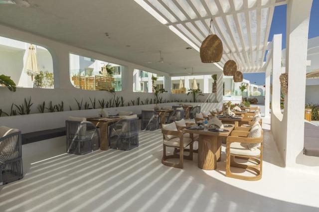 Meraki Resort