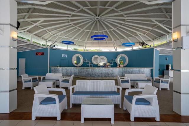 The Garden Beach Hotel 