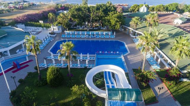 The Garden Beach Hotel 