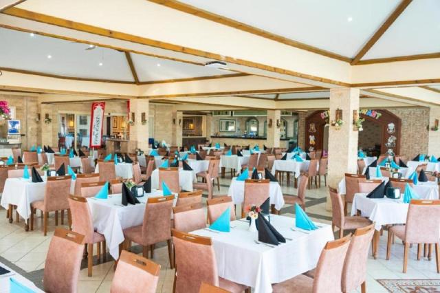 Oz Hotels Incekum Beach Resort