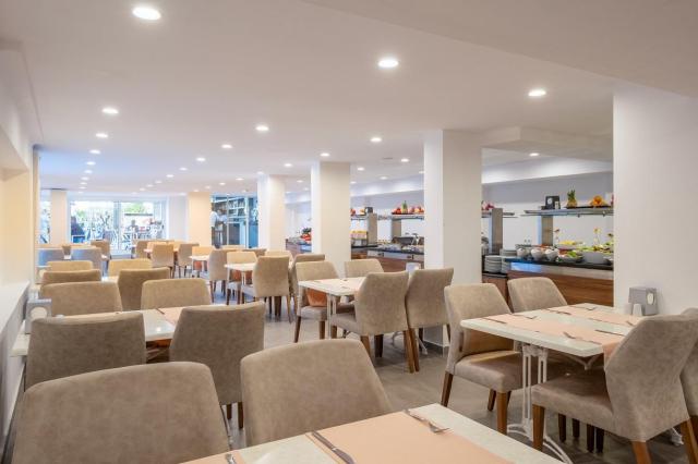Viking Beach Hotel