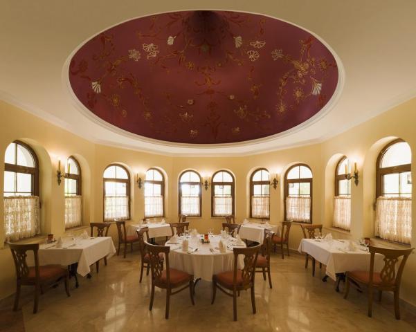 Asteria Kremlin Palace