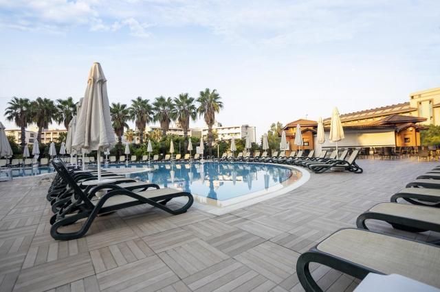 Villa Side Hotel