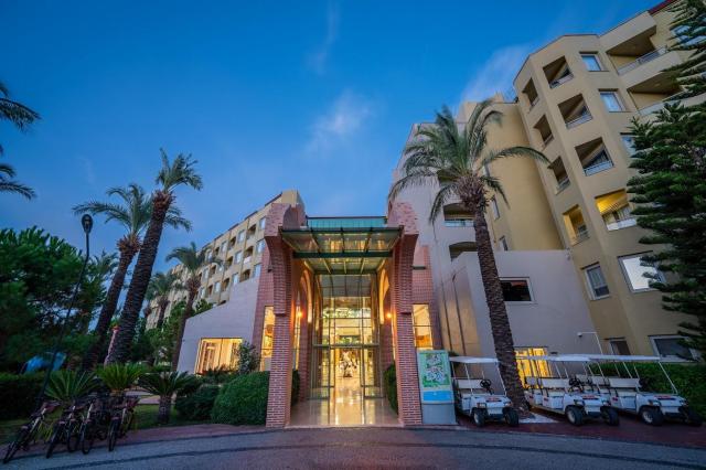 Selectum Family Resort Side
