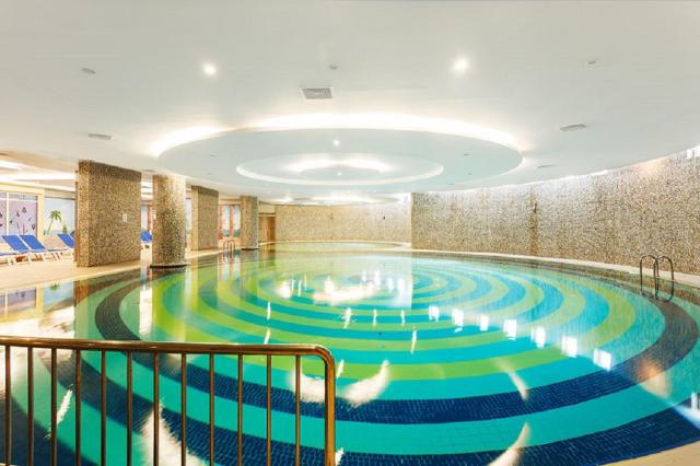 Rox Resort Hotel