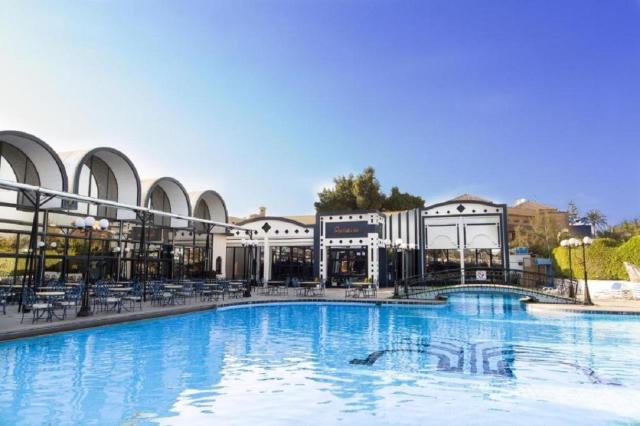 Pyramids Resort by Jaz (ex. Oasis) - Nílusi hajóút - Movenpick Resort Soma Bay