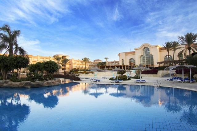 Helnan Dreamland - Nílusi hajóút -  Pyramisa Sahl Hasheesh