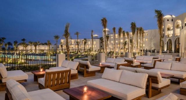 Serry Beach Resort