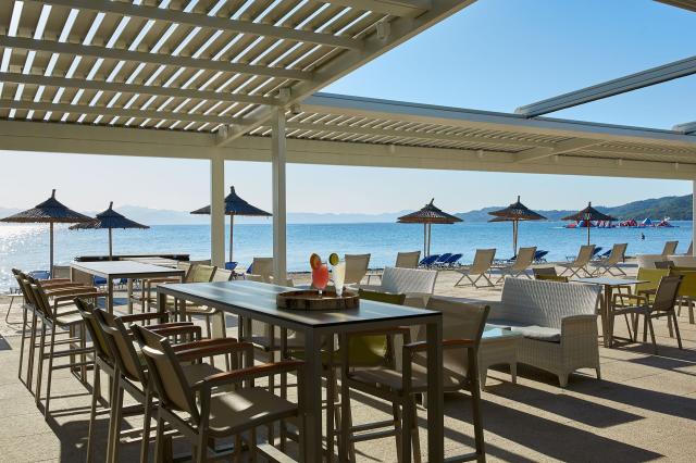 Delfinia Hotel 