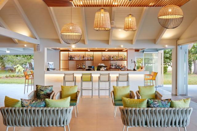 Delfinia Hotel 