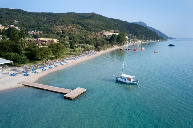 Delfinia Hotel 