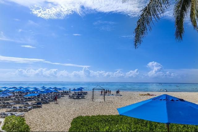 Hotel The Reef Playacar