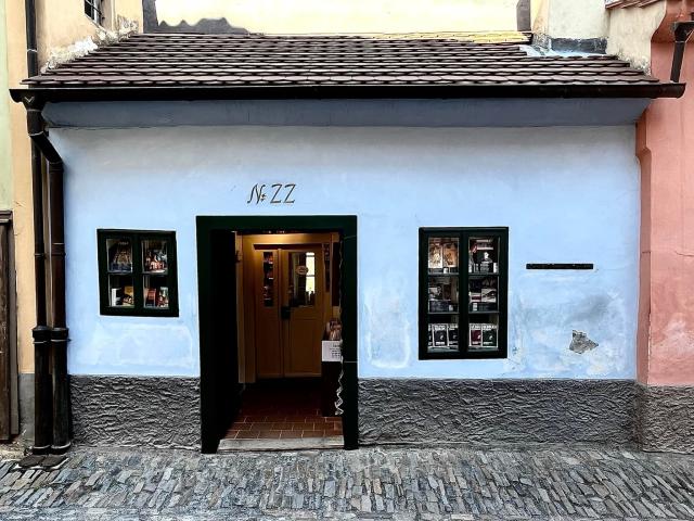 Száztornyú Prága