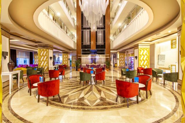 Dream World Resort & Spa