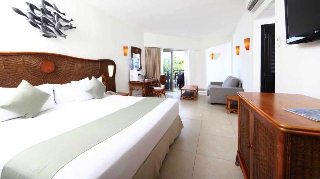 Sandos Caracol Eco-Resort & Spa