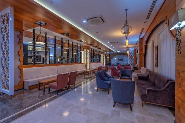 Lake & River Side Hotel & Spa