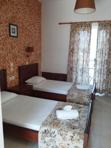 Akis apartmanház