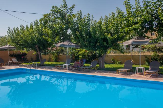 Domenica Apartments