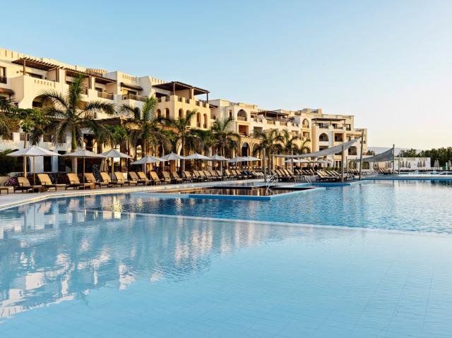 Fanar Beach Resort 