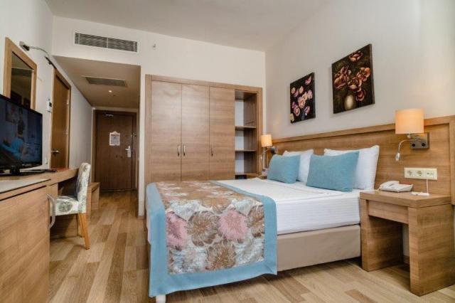 Ramada Resort Lara