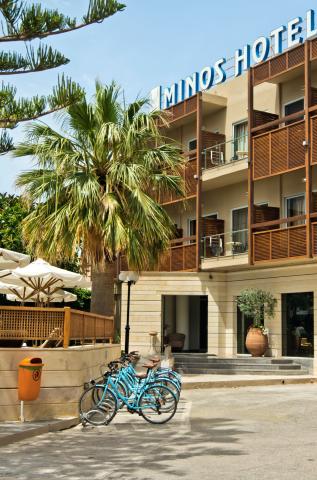 Minos Hotel