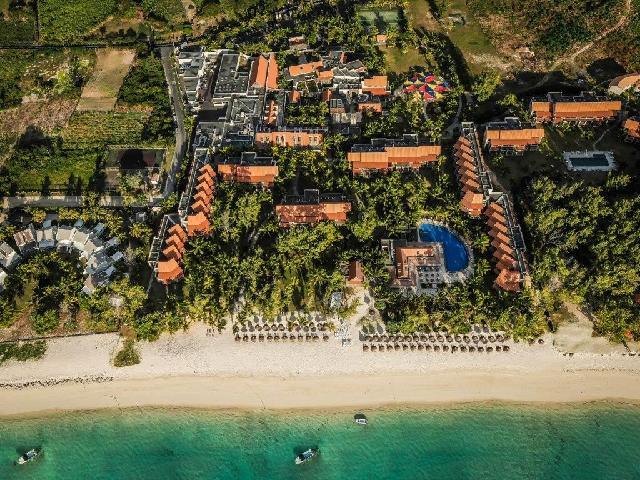 Crystals Beach Resort Belle Mare
