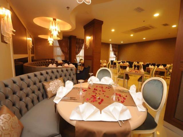 Club Insula Resort and Spa