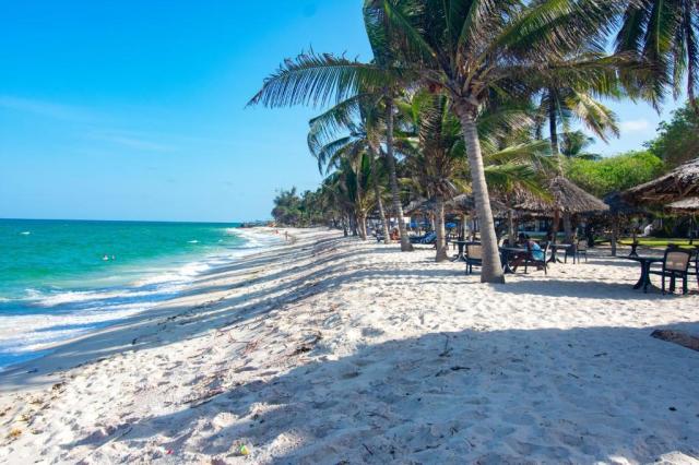 Jacaranda Indian Ocean Beach Resort