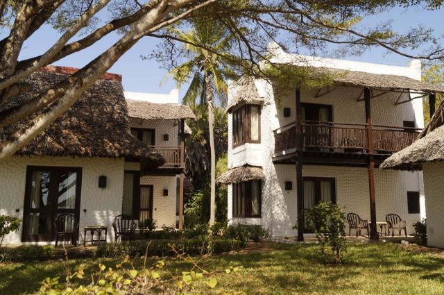 Jacaranda Indian Ocean Beach Resort