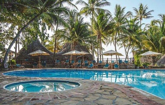 Pinewood Beach Resort & Spa