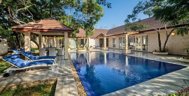 Leopard Beach Resort & Spa