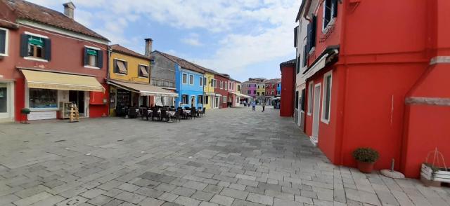 VELENCE - PADOVA - TREVISO - A lagúnák világa - Murano és Burano szigetekkel