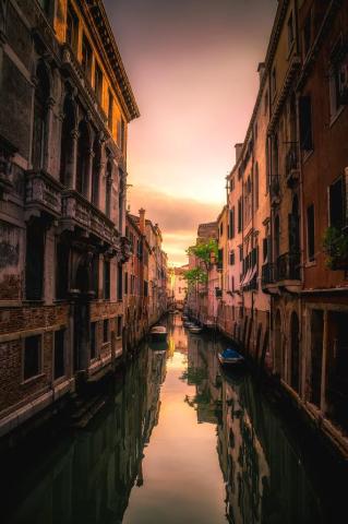 VELENCE - PADOVA - TREVISO - A lagúnák világa - Murano és Burano szigetekkel