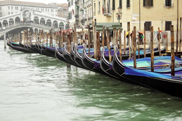VELENCE - PADOVA - TREVISO - A lagúnák világa - Murano és Burano szigetekkel