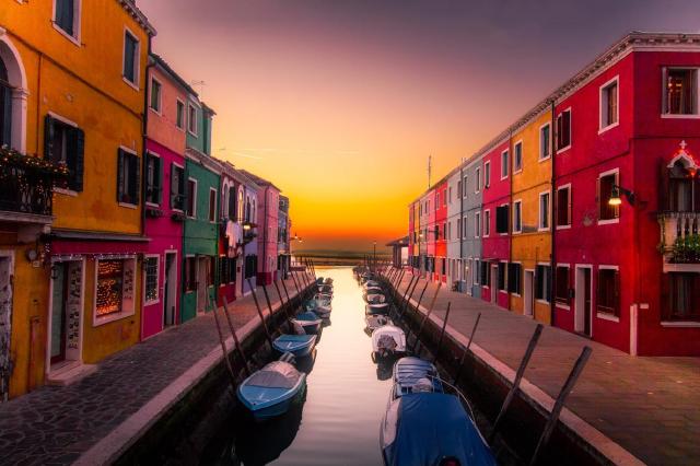 VELENCE - PADOVA - TREVISO - A lagúnák világa - Murano és Burano szigetekkel