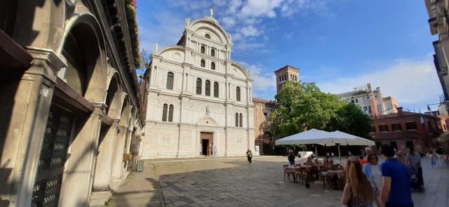 VELENCE - PADOVA - TREVISO - A lagúnák világa - Murano és Burano szigetekkel